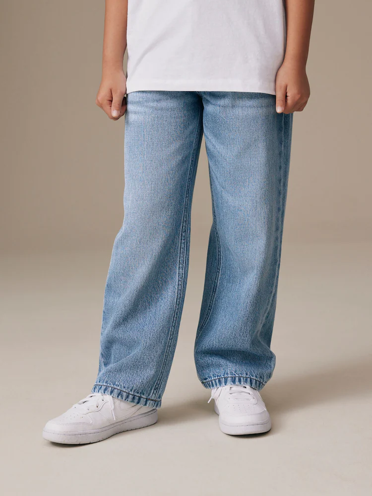 Light Wash Loose Fit Jeans